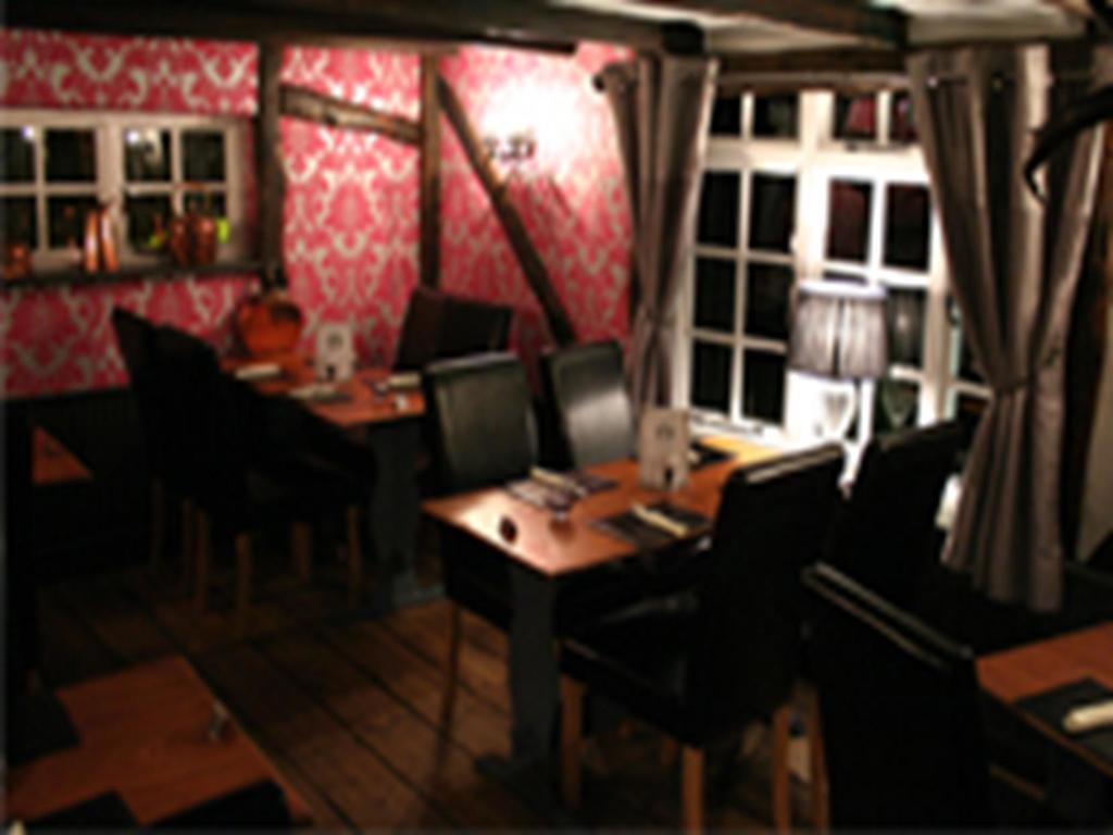 The King William IV Bed and Breakfast Royston Exterior foto